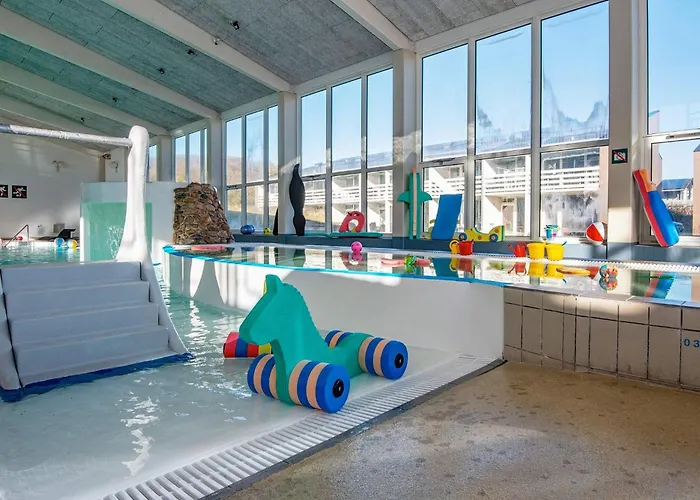 Apartment 4 Person On A